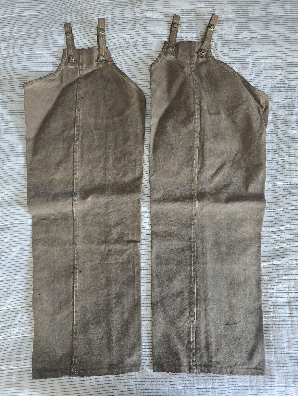 Vtg CC Filson Style 22 Hunting Chaps Pants Tin Cloth Waxed Cotton Pair - Regular
